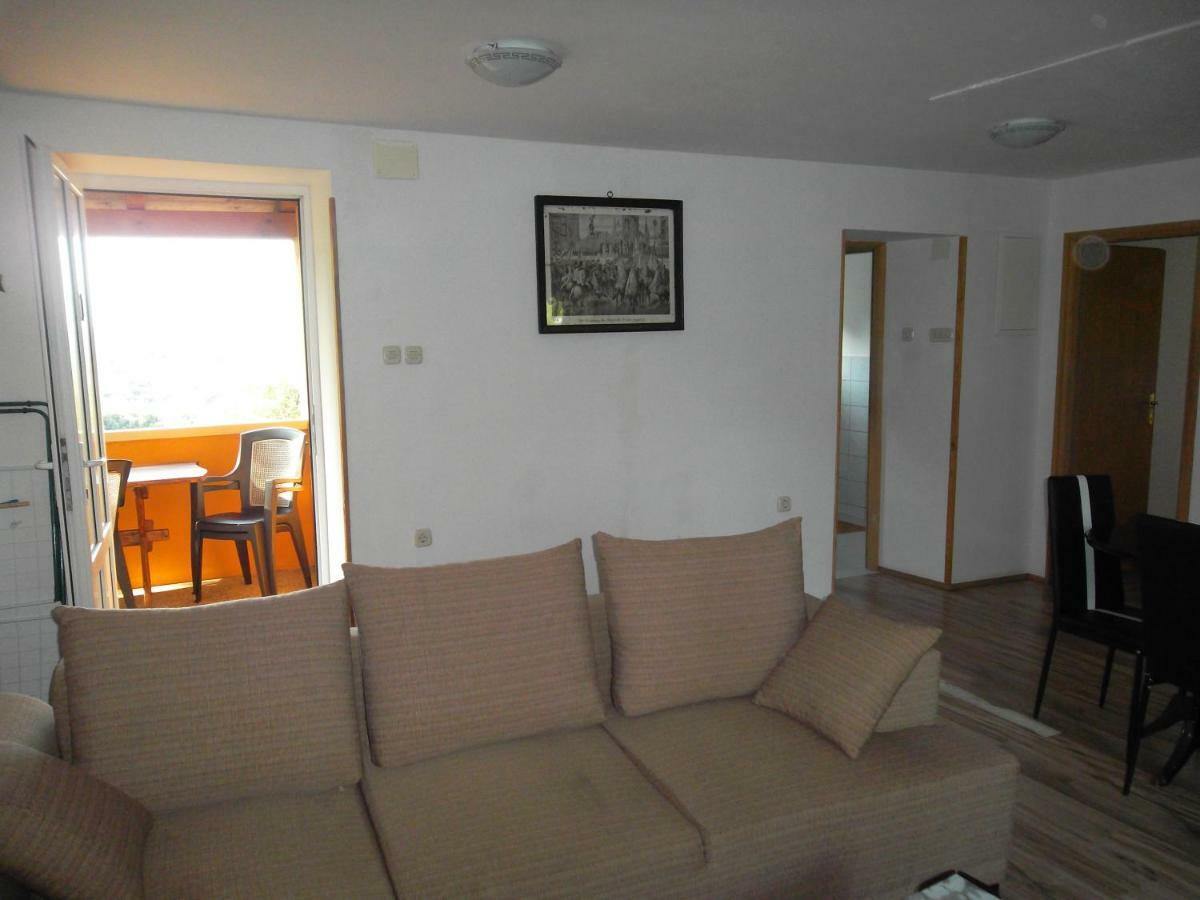 Hodak Apartment Nerezine Exterior foto